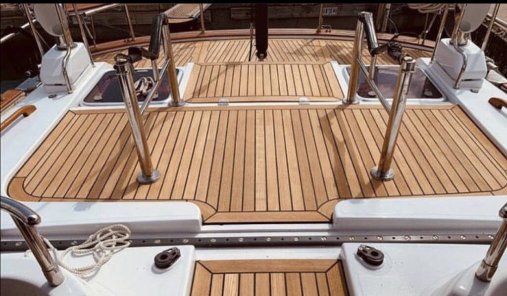 cubiertas de teka para barcos