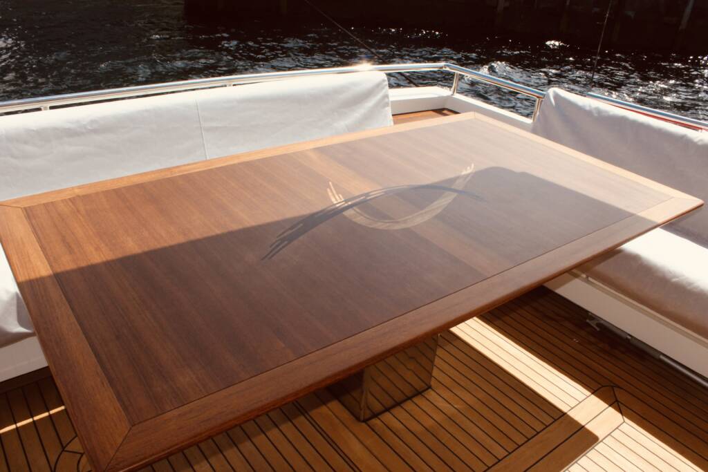 cubiertas de teka para barcos
