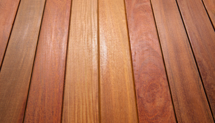 madera de teca sintética